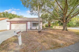 389 SAN JOSE DRIVE, WINTER HAVEN, FL 33884 - MLS#MFRL4959445