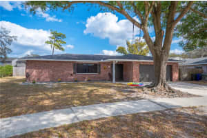 513 QUEENS LOOP, LAKELAND, FL 33803 - MLS#MFRL4959446