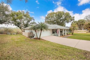 194 LAKE MARIAM DRIVE, WINTER HAVEN, FL 33884 - MLS#MFRL4959447