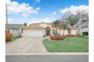 5888 Sandpipers Dr, LAKELAND