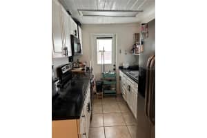 2440 WEBER STREET, LAKELAND, FL 33801 - MLS#MFRL4959491