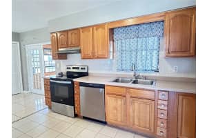 1510 AVENUE D NE, WINTER HAVEN, FL 33881 - MLS#MFRL4959514