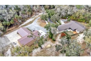 6400 Forestwood Dr E, LAKELAND