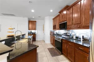 3950 SUNSET LAKE DRIVE, LAKELAND, FL 33810 - MLS#MFRL4959628