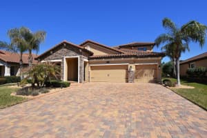 3949 AQUILLA DRIVE, LAKELAND, FL 33810 Sold 03/17/26