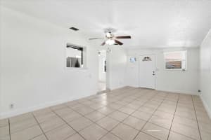 138 HAWTHORNE ROAD, AUBURNDALE, FL 33823 - MLS#MFRL4959751