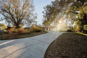 5023 KINGSWOOD DRIVE, LAKELAND, FL 33813 - MLS#MFRL4959785