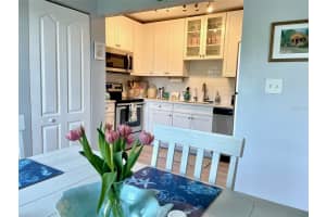 249 POMPANO DRIVE, ST PETERSBURG, FL 33705 - MLS#MFRL4959827