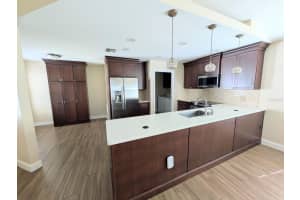 679 LAKE CLARK PLACE, LAKELAND, FL 33813 - MLS#MFRL4959828