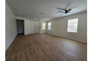 6889 LAKE EAGLEBROOKE DRIVE, LAKELAND, FL 33813 - MLS#MFRL4959850