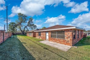 661 LAKE CAROLYN CIRCLE, LAKELAND, FL 33813 - MLS#MFRL4959904