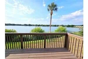 1920 EDGEWOOD DRIVE, LAKELAND, FL 33803 - MLS#MFRL4959916