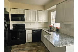 1920 EDGEWOOD DRIVE, LAKELAND, FL 33803 - MLS#MFRL4959916