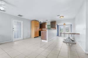 2584 EDMOND CIRCLE, AUBURNDALE, FL 33823 - MLS#MFRL4959941