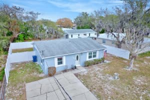 206 ARIANA PLACE, AUBURNDALE, FL 33823 - MLS#MFRL4959954