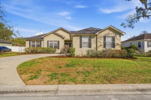 6474 BRISTOL OAKS DRIVE, LAKELAND, FL 33811 - MLS#MFRL4959963