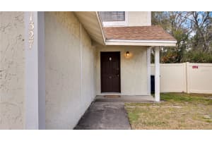 1327 BRAMBLEWOOD DRIVE, LAKELAND, FL 33811 - MLS#MFRL4959969