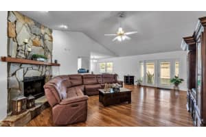 5249 NICHOLS DRIVE, LAKELAND, FL 33812 - MLS#MFRL4959977