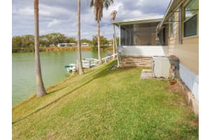 2055 FLORAL AVENUE, BARTOW, FL 33830 - MLS#MFRL4959997