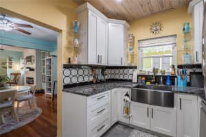 601 CHARLES STREET, LAKELAND, FL 33803 - MLS#MFRL4960000