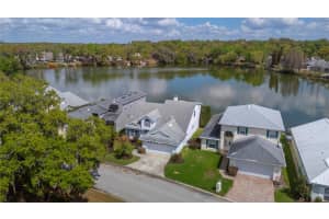 725 PENINSULAR DRIVE, LAKELAND, FL 33813 - MLS#MFRL4960006