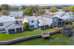 725 PENINSULAR DRIVE, LAKELAND, FL 33813 - MLS#MFRL4960006