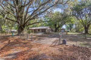 3707 TIMBERLAKE ROAD, LAKELAND, FL 33810 - MLS#MFRL4960064