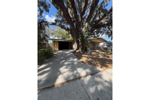 422 W Broadway St, FORT MEADE 422 W Broadway St, FORT MEADE