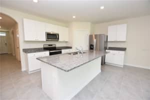 5552 SILTSTONE STREET, LAKELAND, FL 33811 - MLS#MFRL4960090