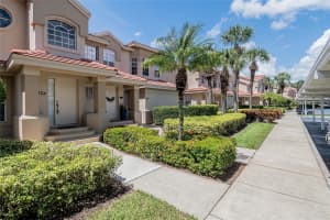 447 ENCLAVE PLACE, LAKELAND, FL 33803 - MLS#MFRL4960117