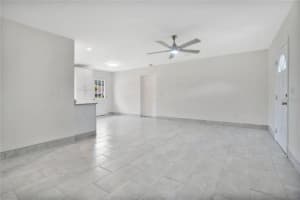 404 LONGFELLOW BOULEVARD, LAKELAND, FL 33801 - MLS#MFRL4960124