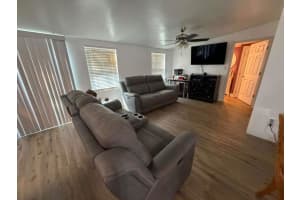 2412 ISLAND OAKS W, LAKELAND, FL 33805 - MLS#MFRL4960159