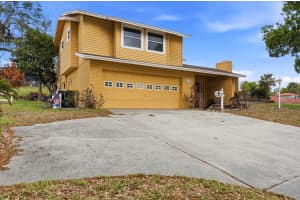 1202 LAKE ARIANA BOULEVARD, AUBURNDALE, FL 33823 - MLS#MFRL4960189