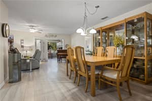 428 GLENEAGLES COURT, WINTER HAVEN, FL 33884 - MLS#MFRL4960230