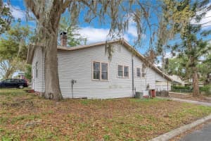 703 NEW YORK AVENUE, LAKELAND, FL 33815 - MLS#MFRL4960291