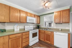 914 PINE RIDGE DRIVE, LAKELAND, FL 33809 - MLS#MFRL4960307