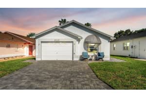 6205 PEACOCK RUN, LAKELAND, FL 33809 - MLS#MFRL4960346