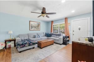 215 CARLA ANN COURT, AUBURNDALE, FL 33823 - MLS#MFRL4960368