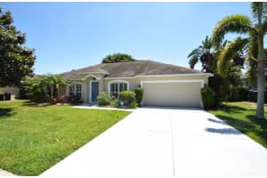 241 PINE SHADOW LANE, AUBURNDALE, FL 33823 - MLS#MFRL4960428