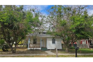 305 AVENUE B NE, WINTER HAVEN, FL 33881 - MLS#MFRL4960450