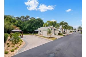 16532 SUNSHINE AVENUE, CLERMONT, FL 34714 - MLS#MFRL4960451