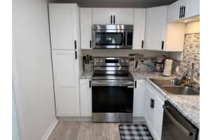 5453 OLD HIGHWAY 37, LAKELAND, FL 33811 - MLS#MFRL4960478