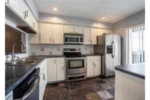 8 HUNTLEY COURT, HAINES CITY, FL 33844 - MLS#MFRL4960529