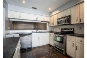 8 HUNTLEY COURT, HAINES CITY, FL 33844 - MLS#MFRL4960529