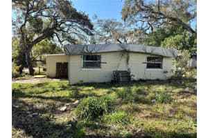 7921 LAKESHORE DRIVE, TAMPA, FL 33604 - MLS#MFRL4960530