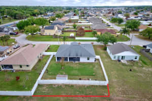 321 MAJESTIC GARDENS DRIVE, WINTER HAVEN, FL 33880 - MLS#MFRL4960597