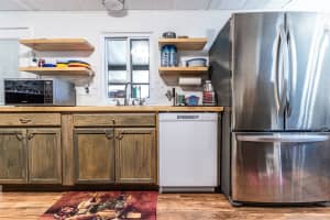 6450 HOLLYBERRY LANE, WINTER HAVEN, FL 33881 - MLS#MFRL4960650