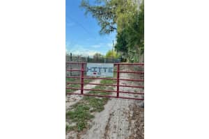 1502 ET HITTE TRAIL, SEFFNER, FL 33584 - MLS#MFRL4960666