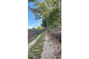 1502 ET HITTE TRAIL, SEFFNER, FL 33584 - MLS#MFRL4960666