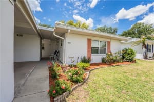 652 COTTAGE LANE, LAKELAND, FL 33803 - MLS#MFRL4960695